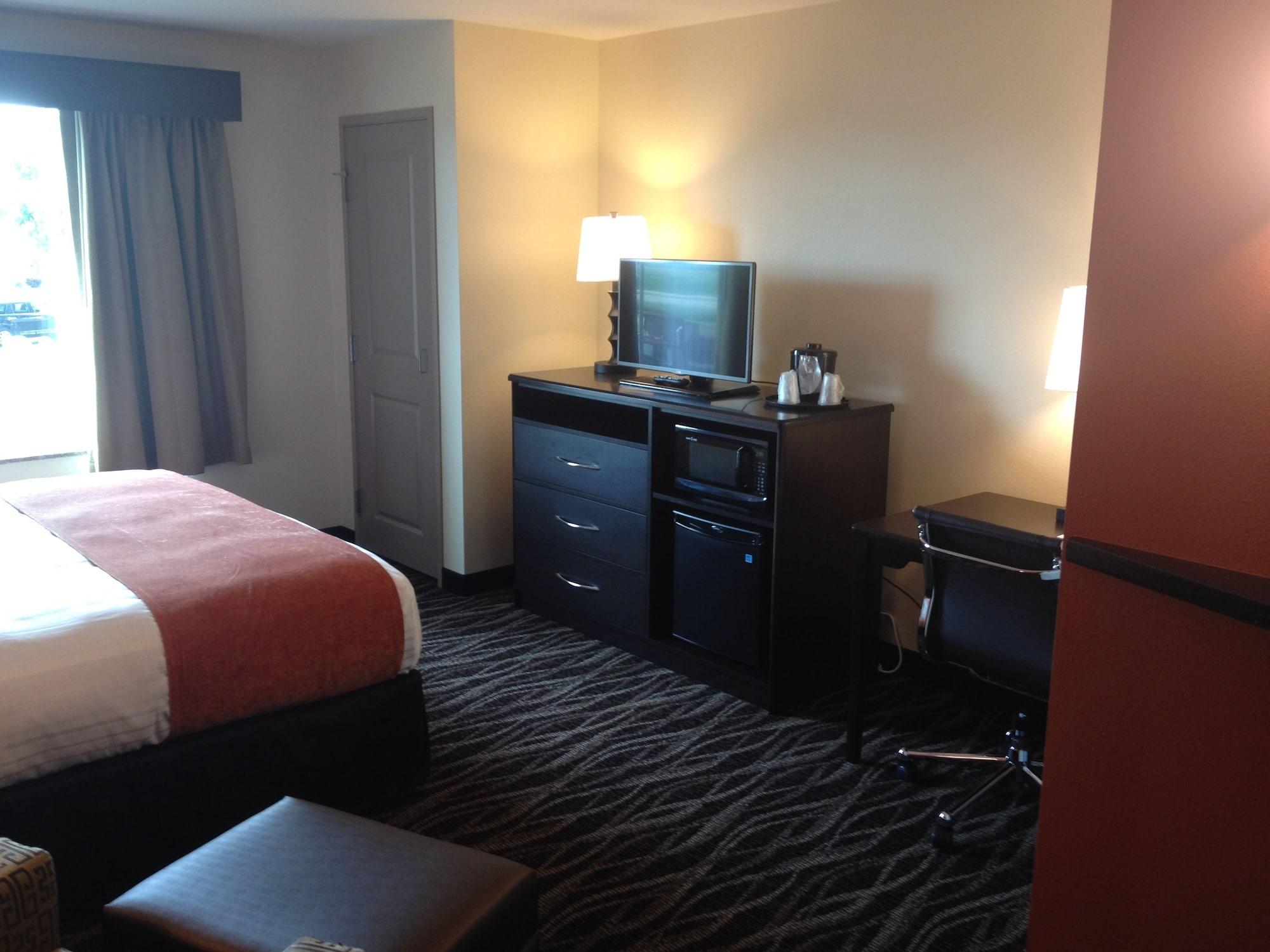 Americinn By Wyndham Waupun Экстерьер фото