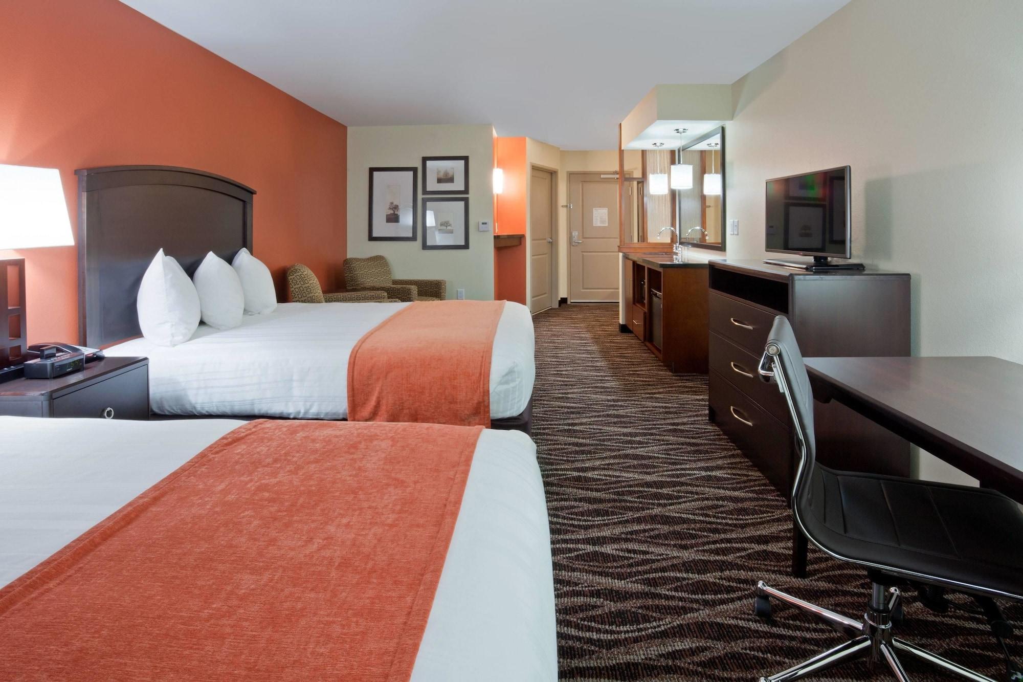 Americinn By Wyndham Waupun Экстерьер фото