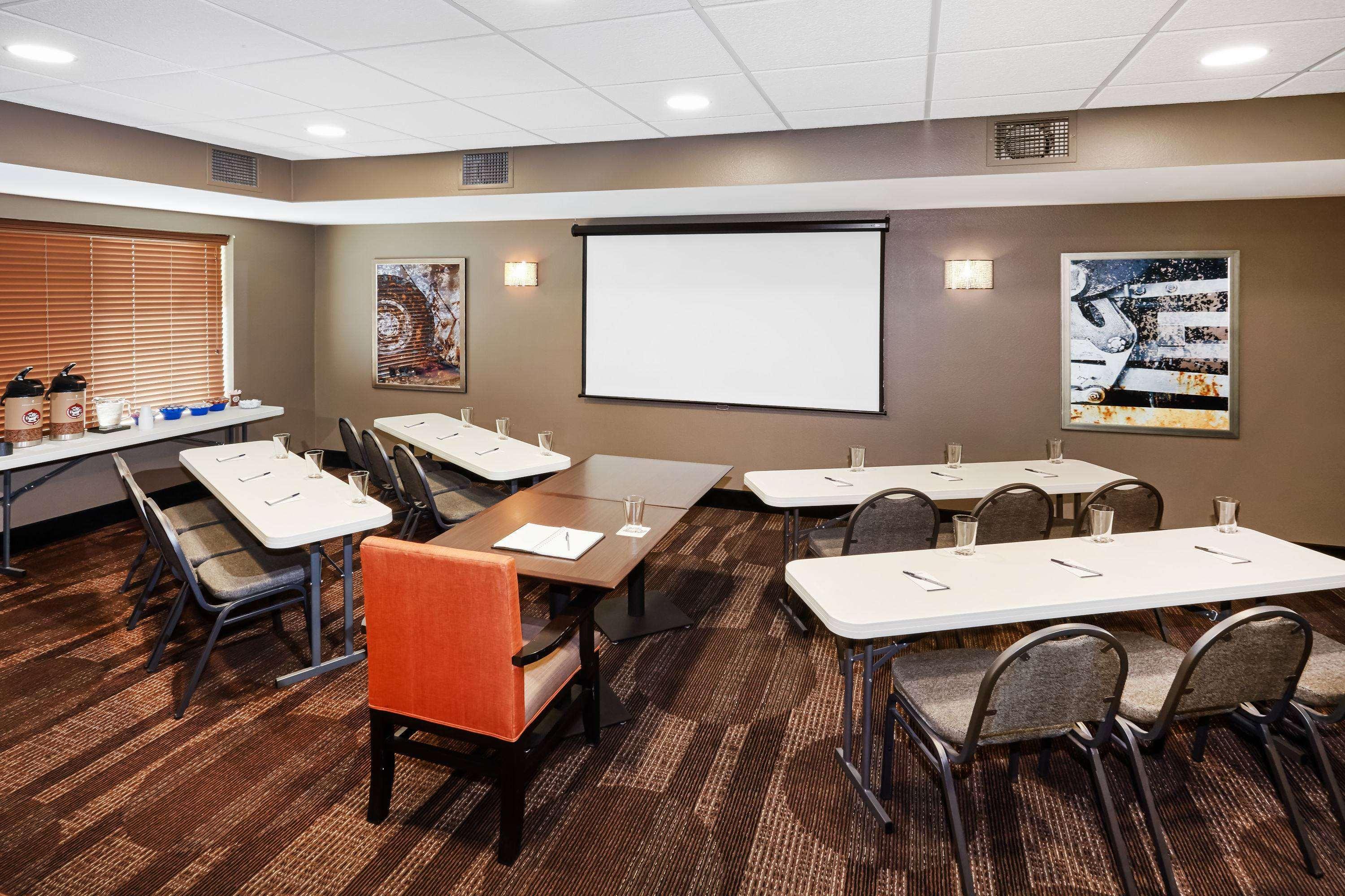 Americinn By Wyndham Waupun Экстерьер фото
